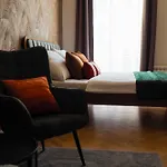 Rašínovo Nábřeží - Riverside Apartahotel