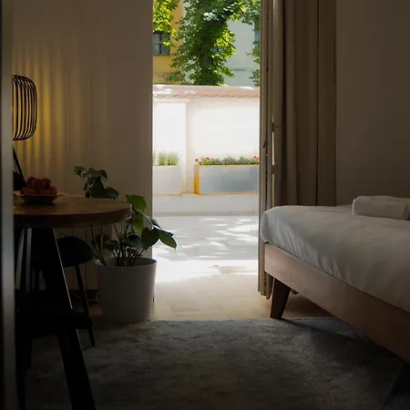 Rasinovo Nabrezi - Riverside 4* プラハ