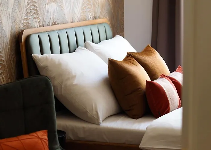 Rasinovo Nabrezi - Riverside Lejlighedshotel Prag