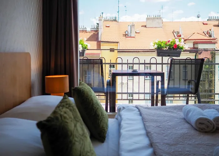Rasinovo Nabrezi - Riverside Lejlighedshotel Prag