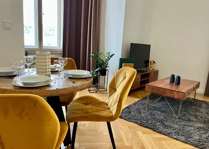 Lejlighedshotel Rasinovo Nabrezi - Riverside 4*