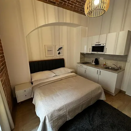 Hotel apartamentowy Rasinovo Nabrezi - Riverside 4*