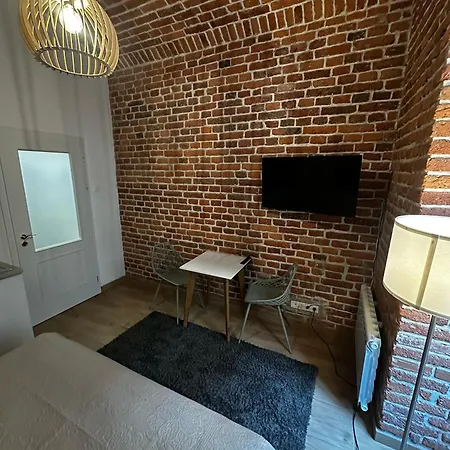 Rasinovo Nabrezi - Riverside Hotel apartamentowy