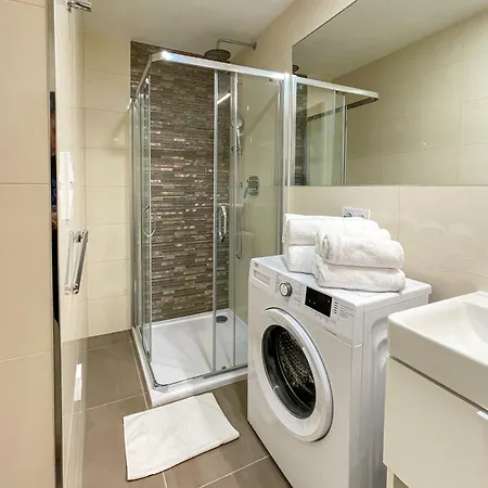 Rasinovo Nabrezi - Riverside Hotel apartamentowy 4*
