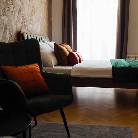 Rasinovo Nabrezi - Riverside Hotel apartamentowy