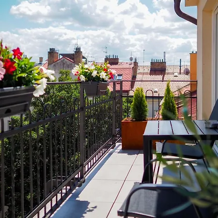 Hotel apartamentowy Rasinovo Nabrezi - Riverside